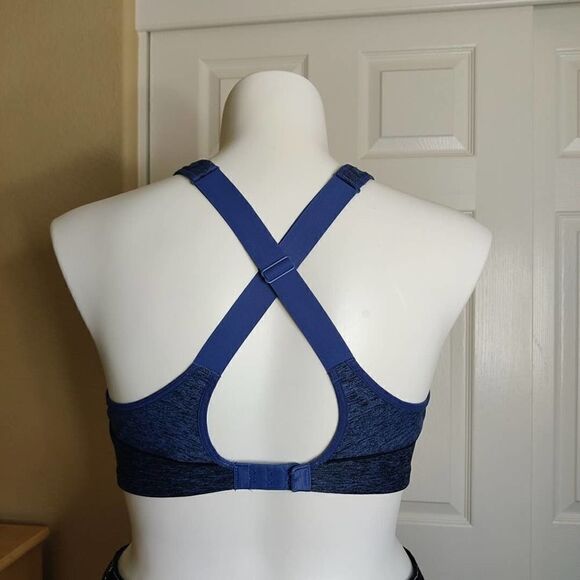 VSX Sport Victoria's Secret The Standout Halter Sports Bra 40D - Picture 5 of 13